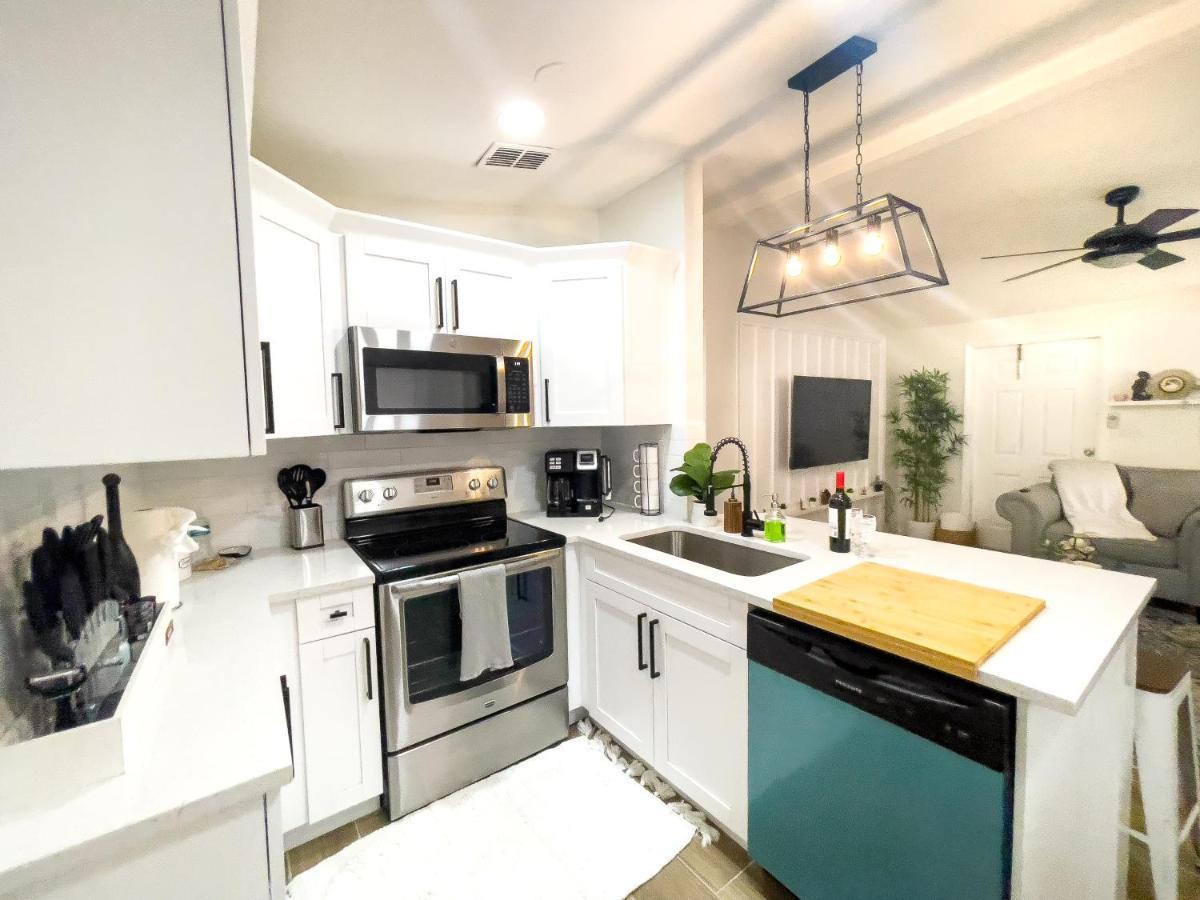 Cozy Home In Tampa Near Ybor & Busch Gardens Екстер'єр фото