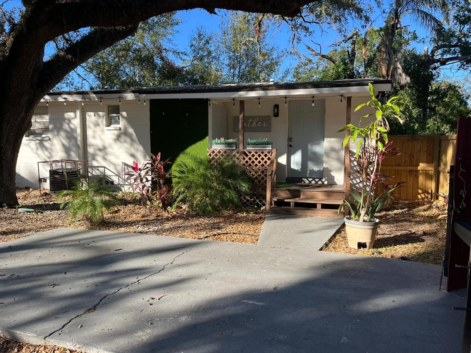 Cozy Home In Tampa Near Ybor & Busch Gardens Екстер'єр фото